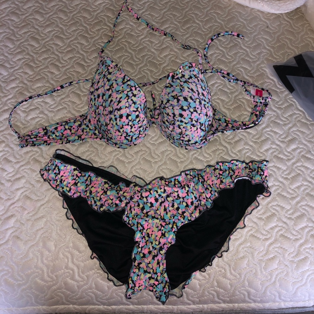 Victoria secret bikini 👙
